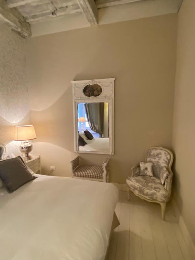 White Florence Suite Luaran gambar