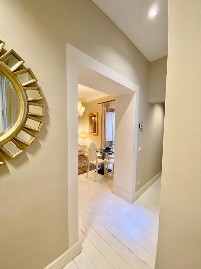 White Florence Suite Luaran gambar