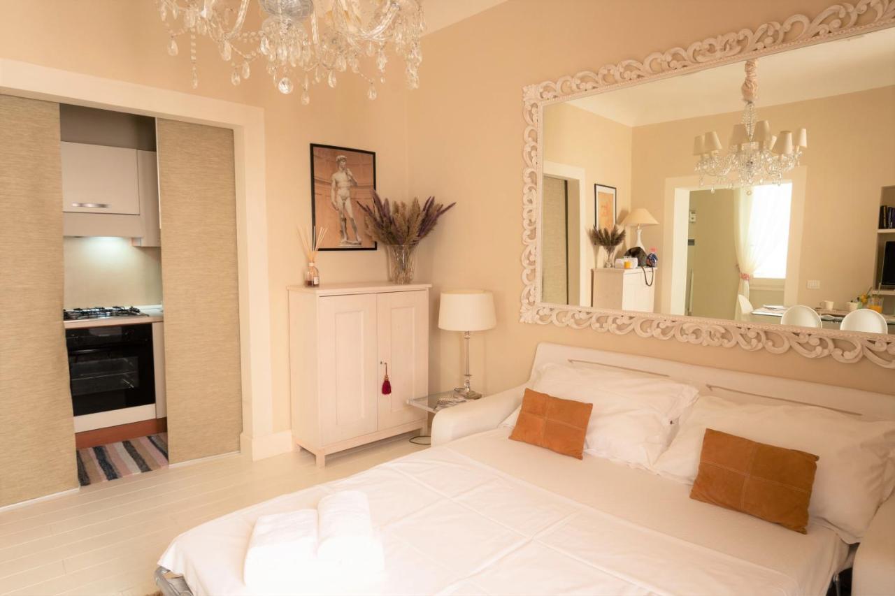 White Florence Suite Luaran gambar