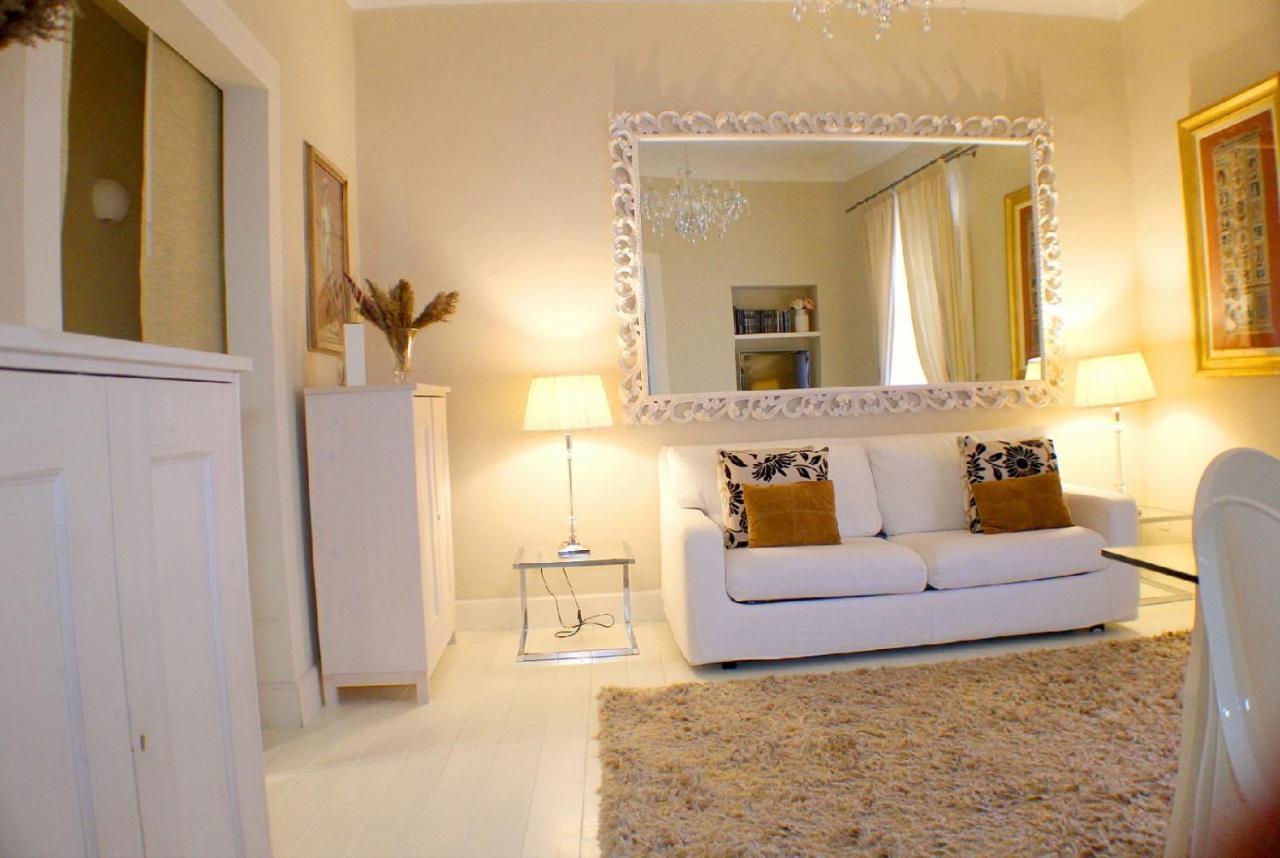 White Florence Suite Luaran gambar