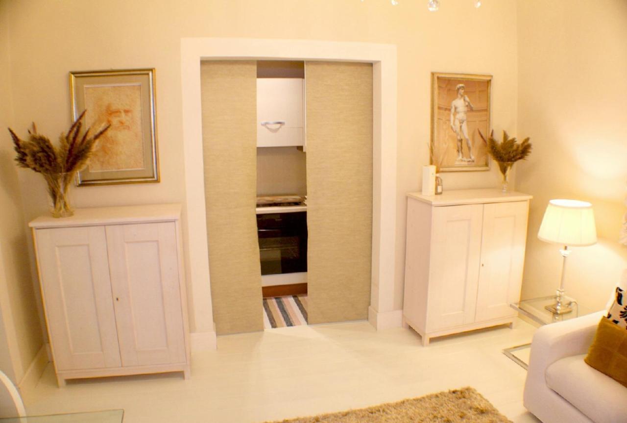 White Florence Suite Luaran gambar
